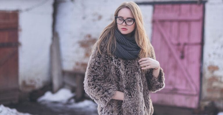 How to Wear Faux Fur Coats: Fashion Tips for Every Season
