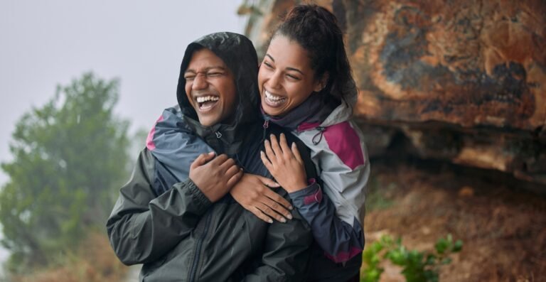 Softshell Rain Jacket: Lightweight Waterproof Comfort Guide