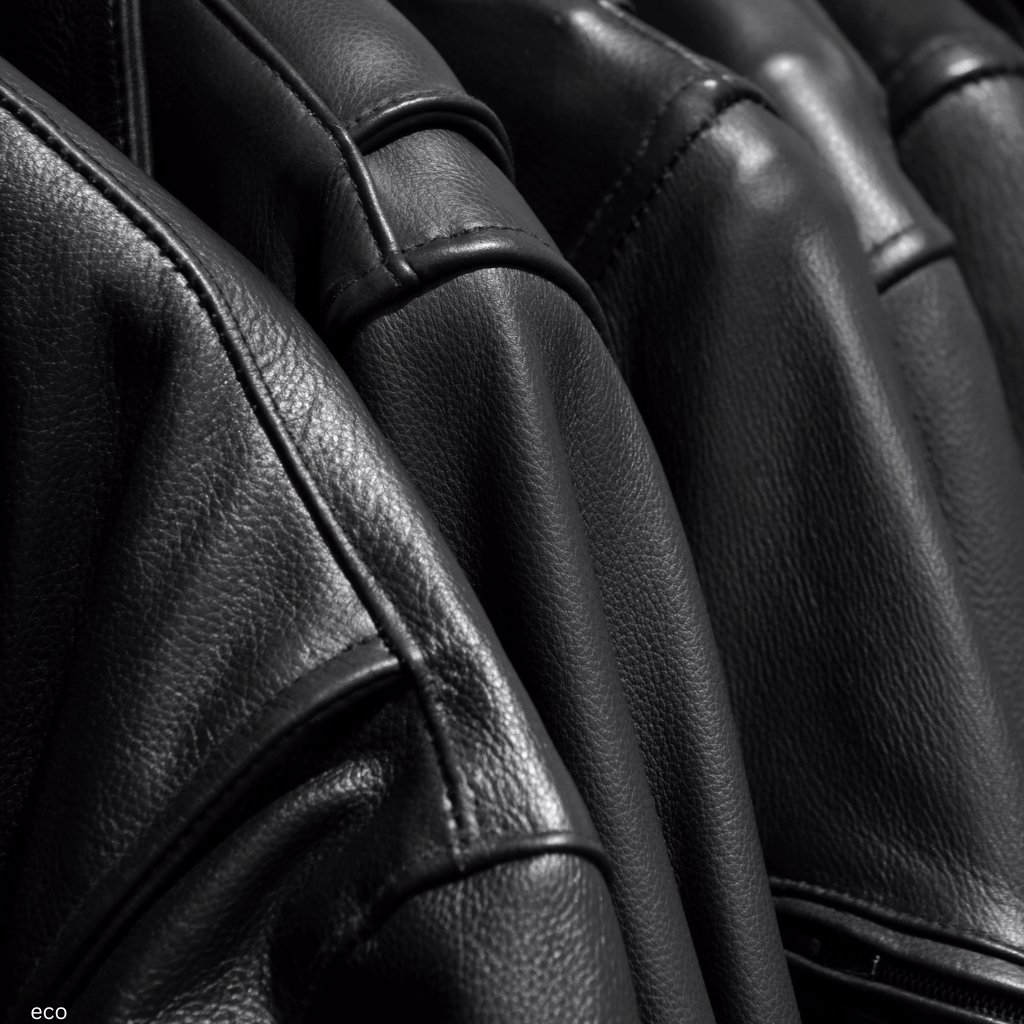 Step into the spotlight with the Street Legend Leather Jacket—crafted for confident men who live with bold style. Built from rich, durable leather with a clean, street-ready silhouette, this jacket delivers a strong look that only gets better with time. Whether you’re heading out for the night or upgrading your everyday fit, it brings instant edge, comfort, and attitude to every wear.