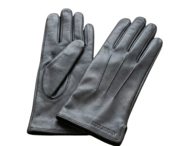 Custom leather gloves manufacturer supplying fashion workwear and riding gloves.
